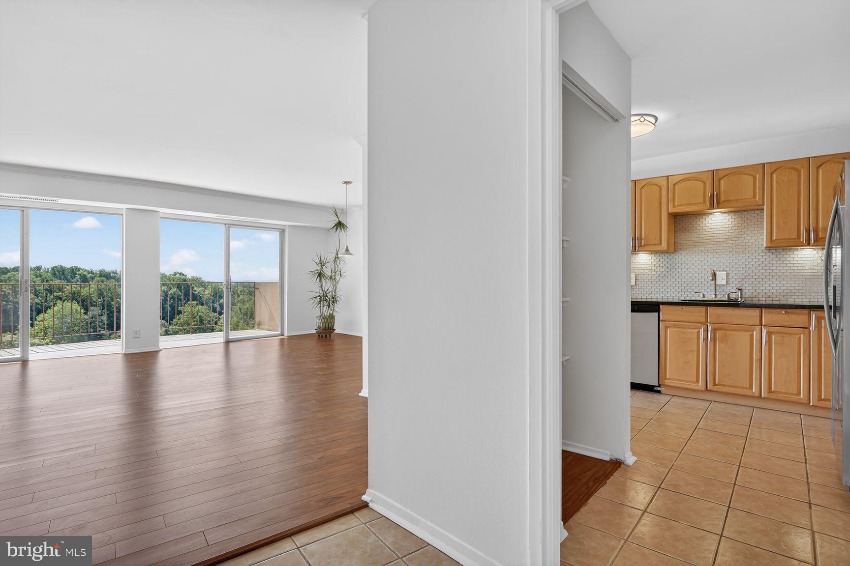 PARKSIDE PLAZA CODM - Residential