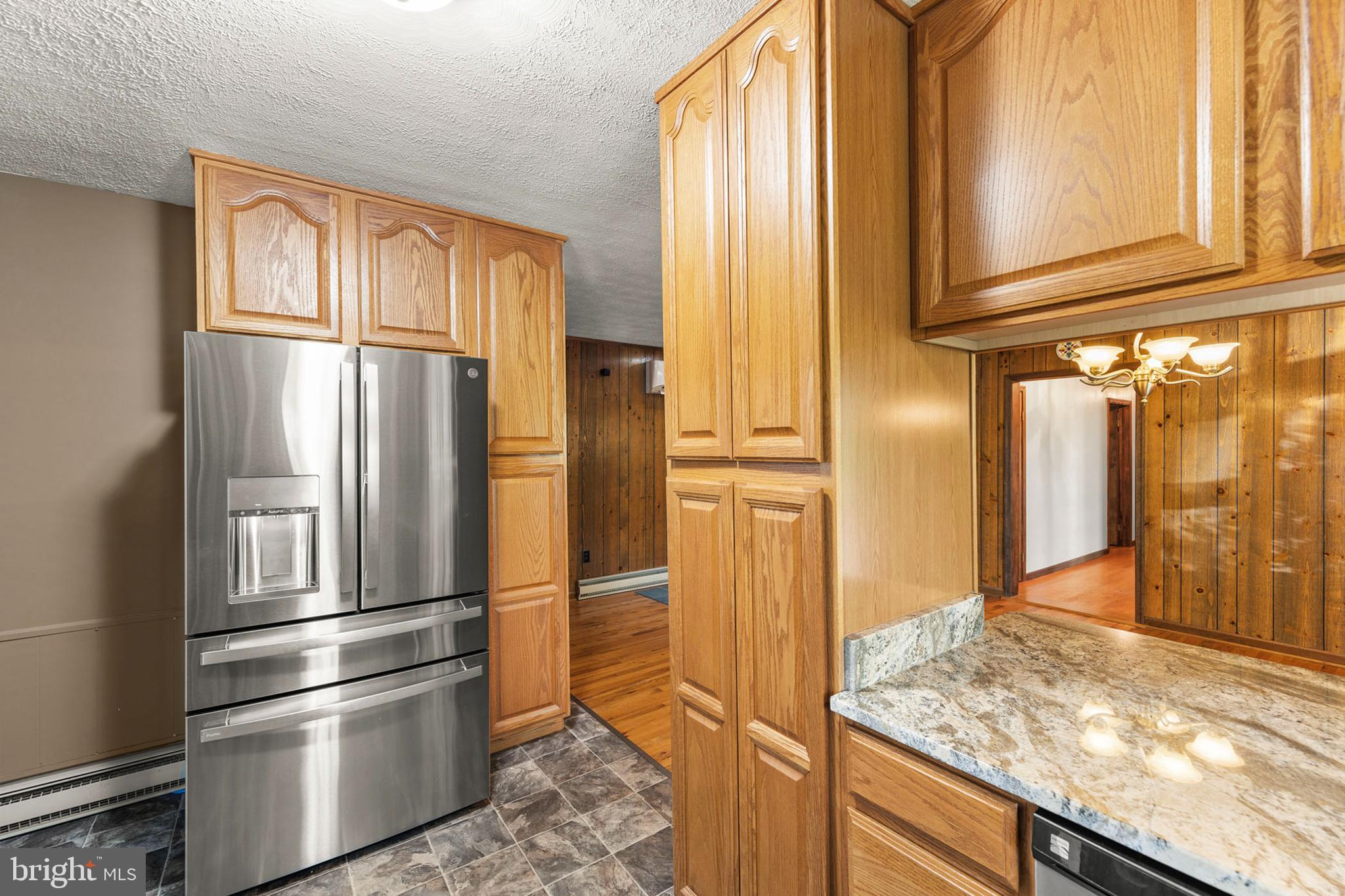 NORTH MOUNTAIN ESTATES - Residential