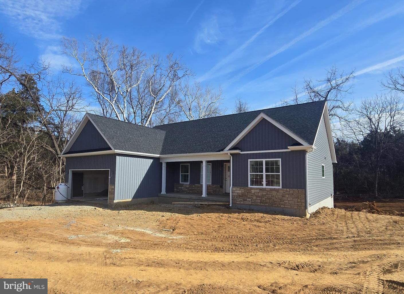 RIVERSIDE ACRES - Residential