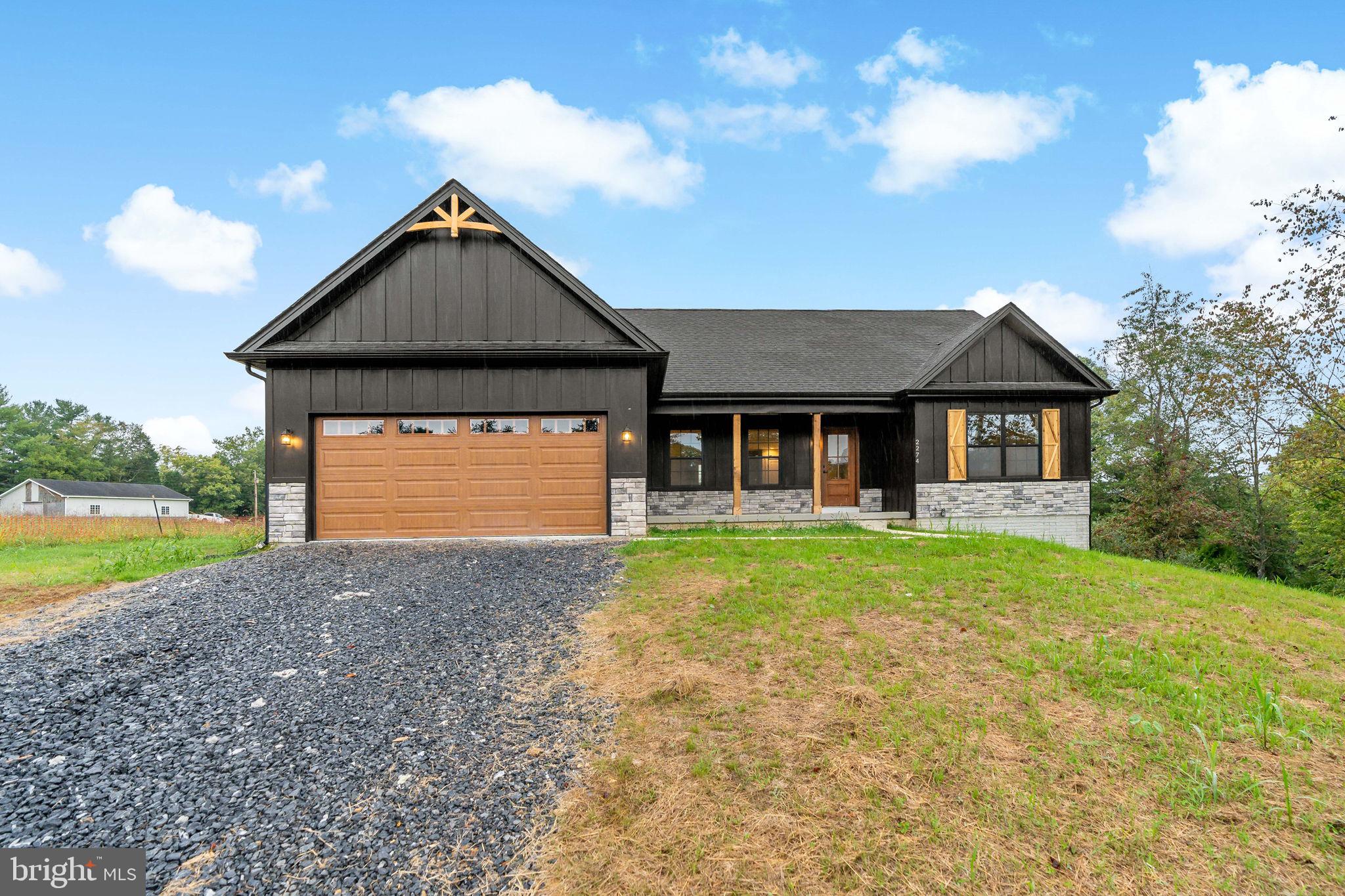 RIVERSIDE ACRES - Residential