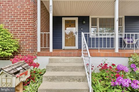 Tiny photo for 621 Woodsdale Road, BALTIMORE, MD 21228 (MLS # MDBC2161616)