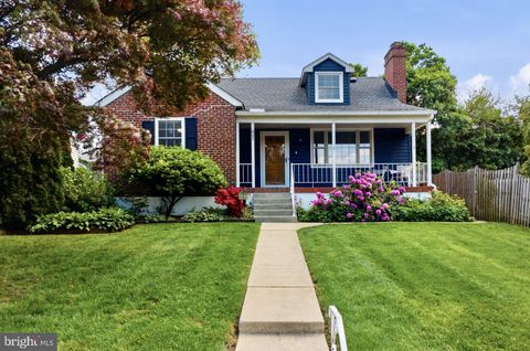 Tiny photo for 621 Woodsdale Road, BALTIMORE, MD 21228 (MLS # MDBC2161616)