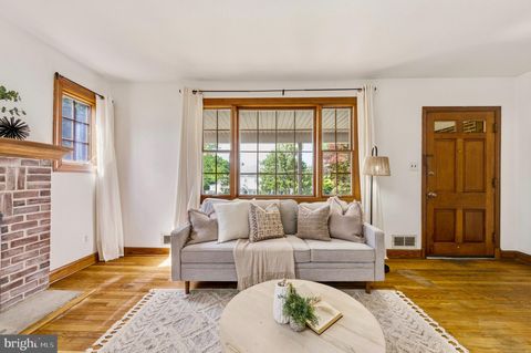 Tiny photo for 621 Woodsdale Road, BALTIMORE, MD 21228 (MLS # MDBC2161616)