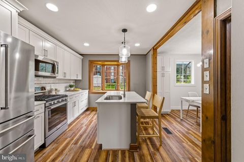 Tiny photo for 621 Woodsdale Road, BALTIMORE, MD 21228 (MLS # MDBC2161616)