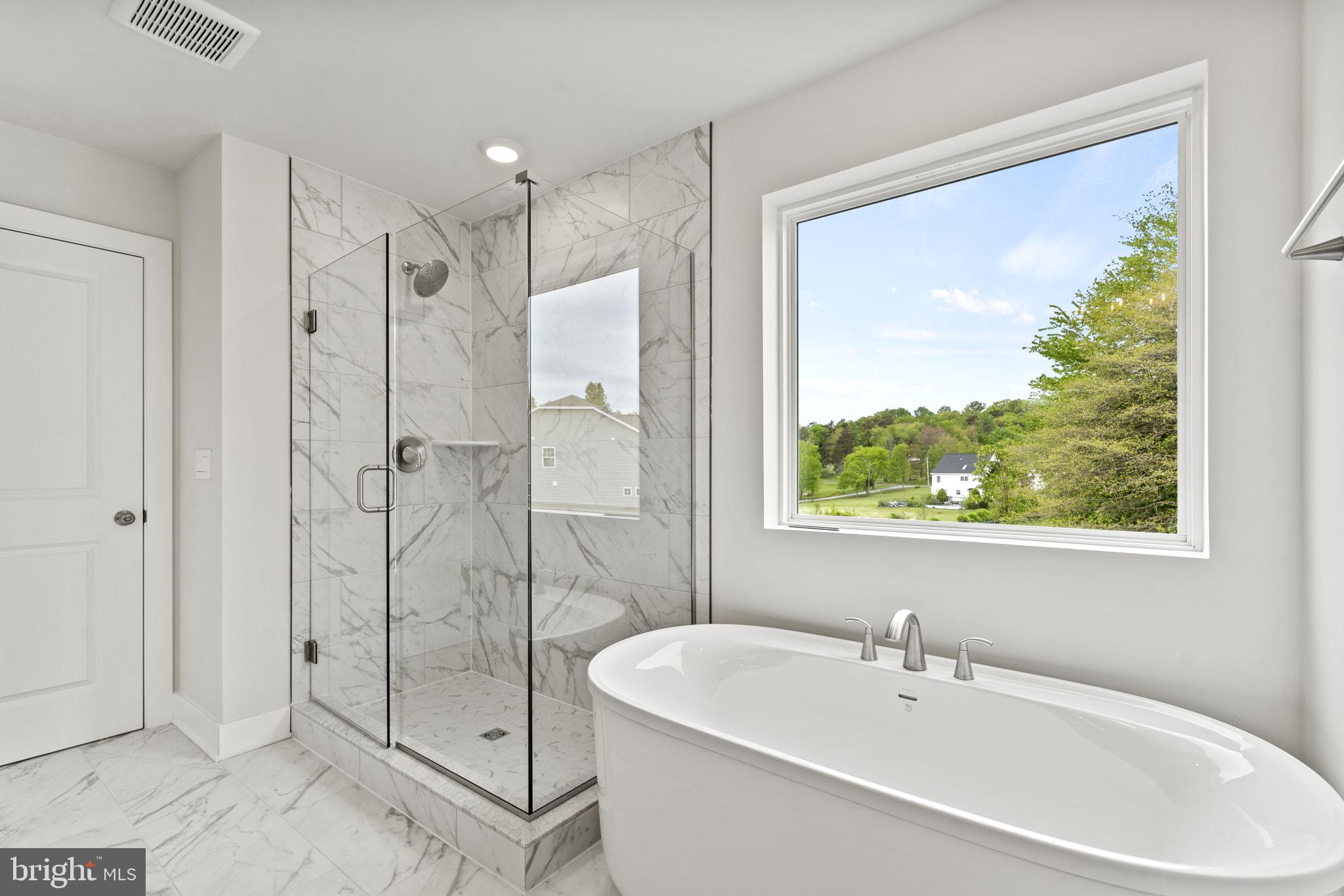 WOODED RUN ESTATES - Residential