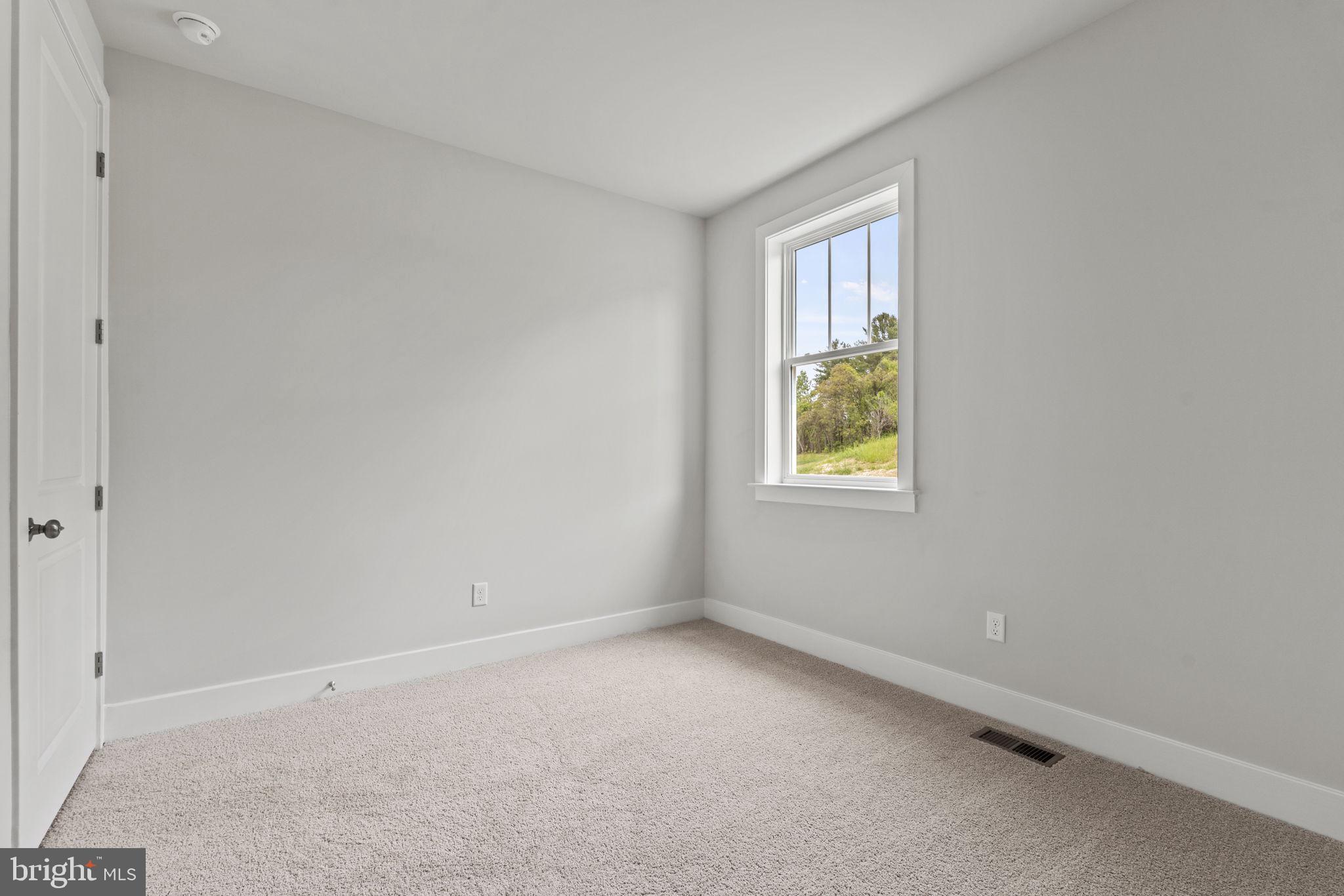 WOODED RUN ESTATES - Residential