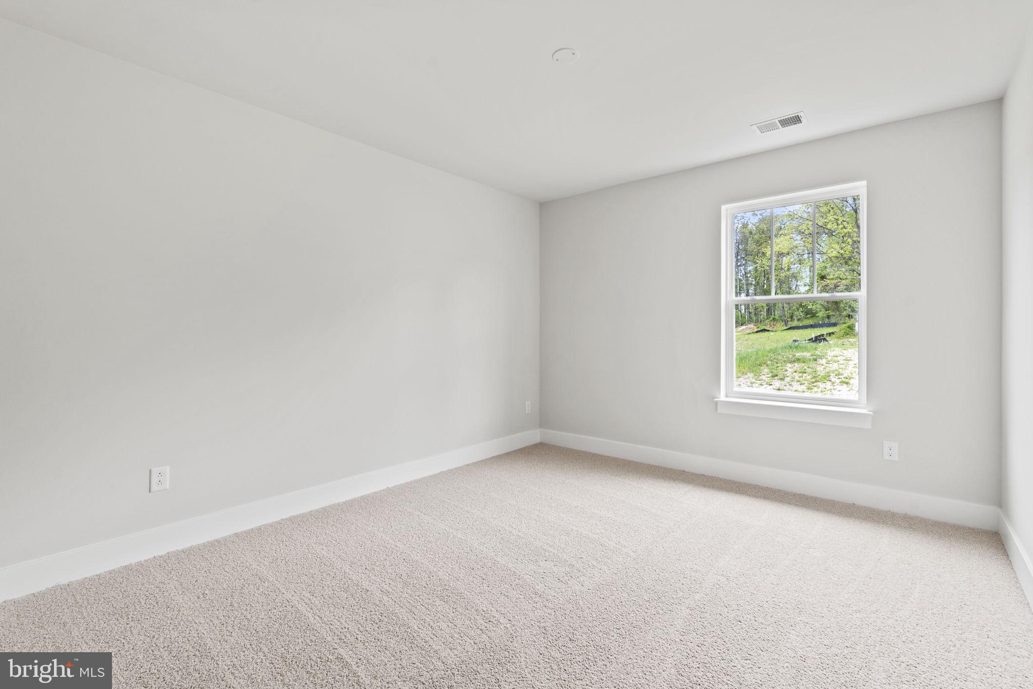 WOODED RUN ESTATES - Residential