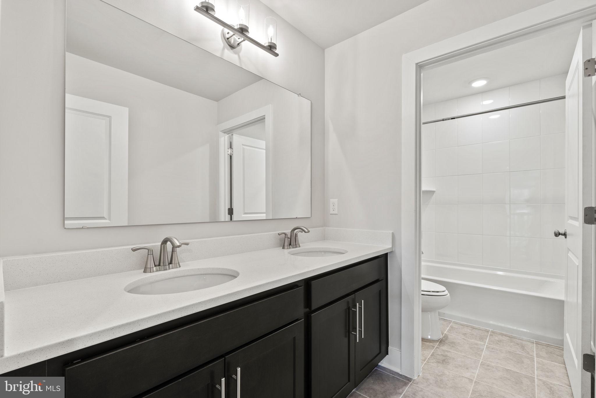 WOODED RUN ESTATES - Residential