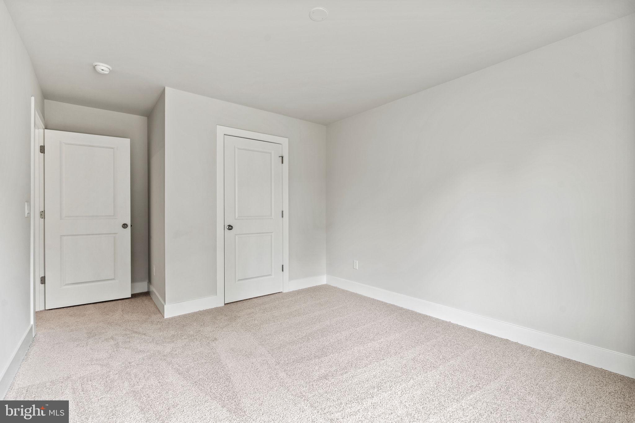 WOODED RUN ESTATES - Residential