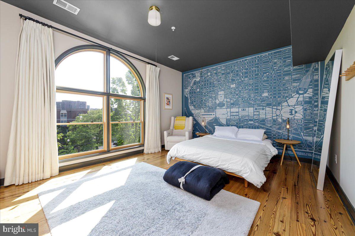 BROMPTONS AT COURTHOUSE - Residential