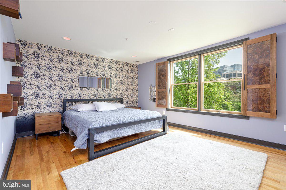 BROMPTONS AT COURTHOUSE - Residential