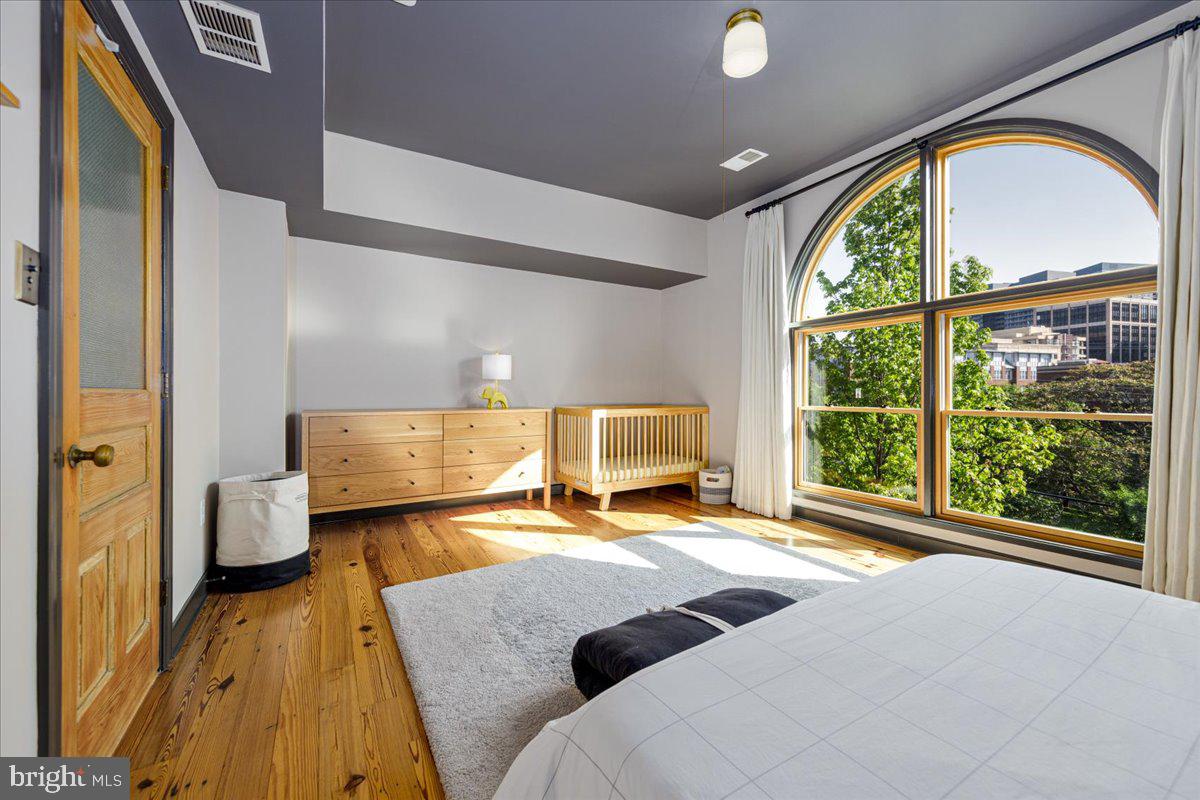 BROMPTONS AT COURTHOUSE - Residential