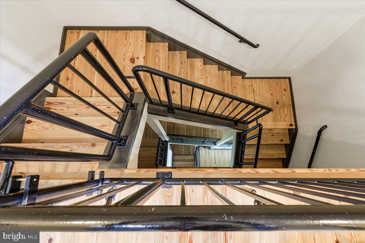 BROMPTONS AT COURTHOUSE - Residential