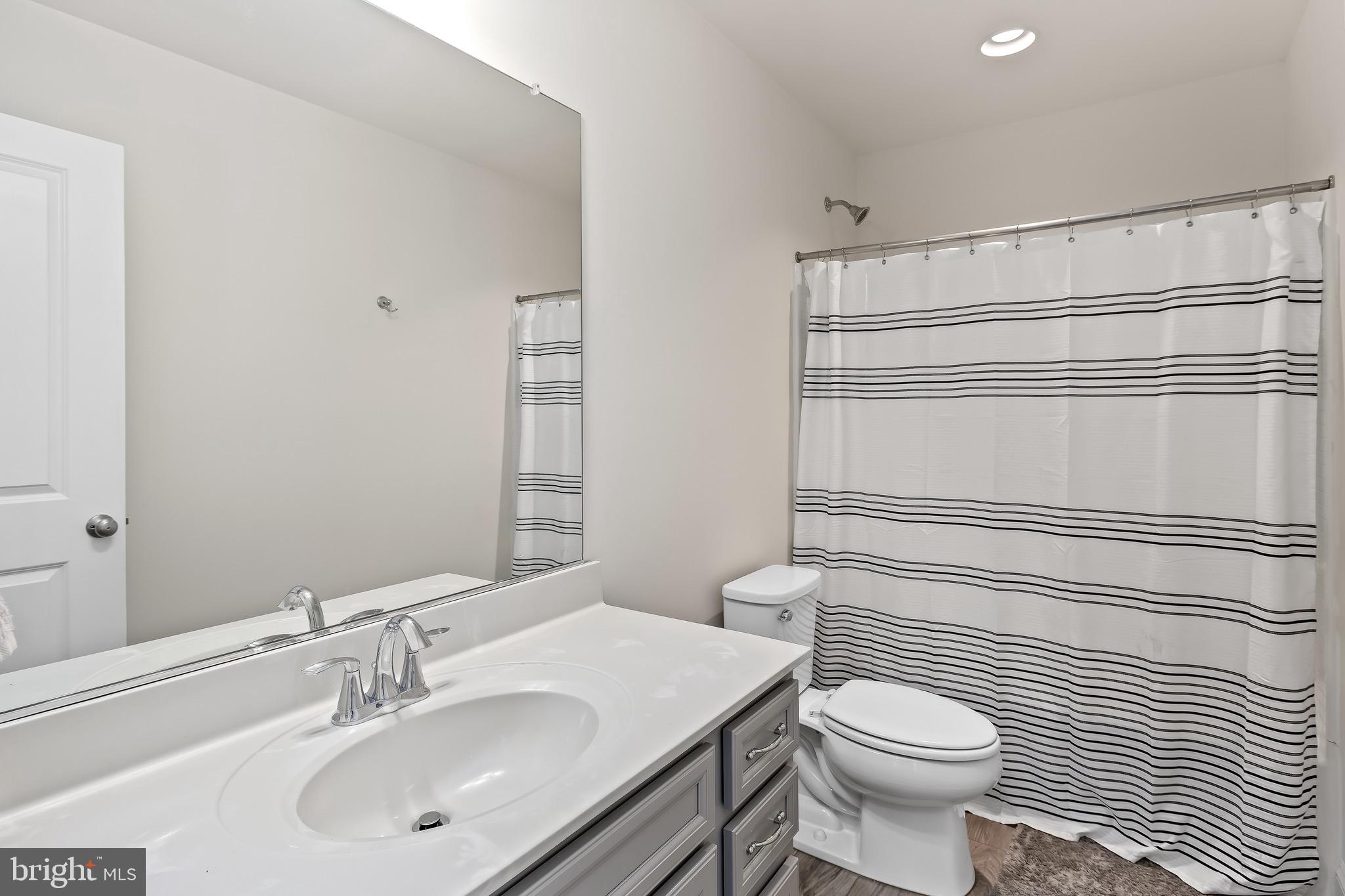 EMBREY MILL - Residential