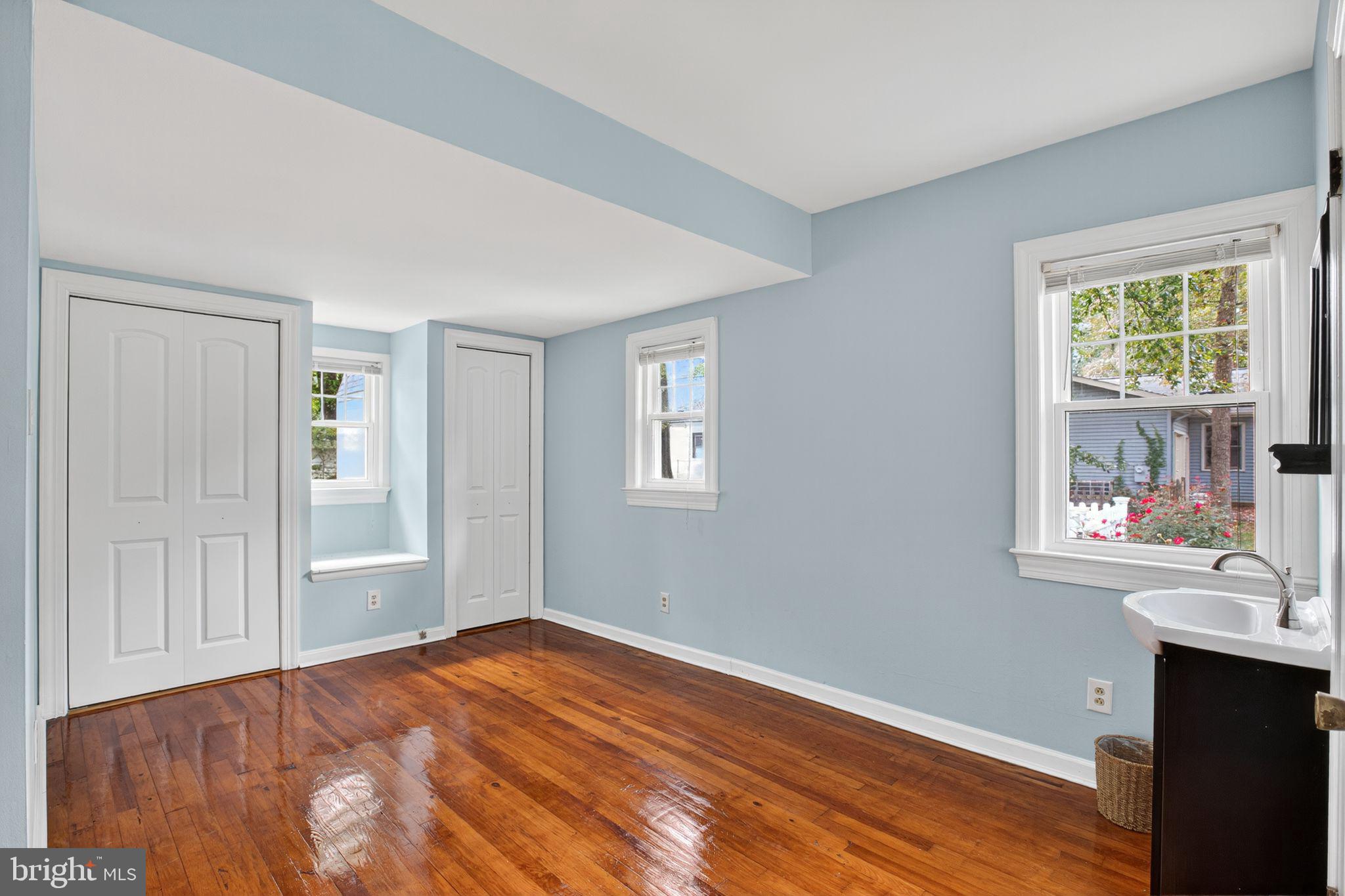 CLASSIC SHORES - Residential