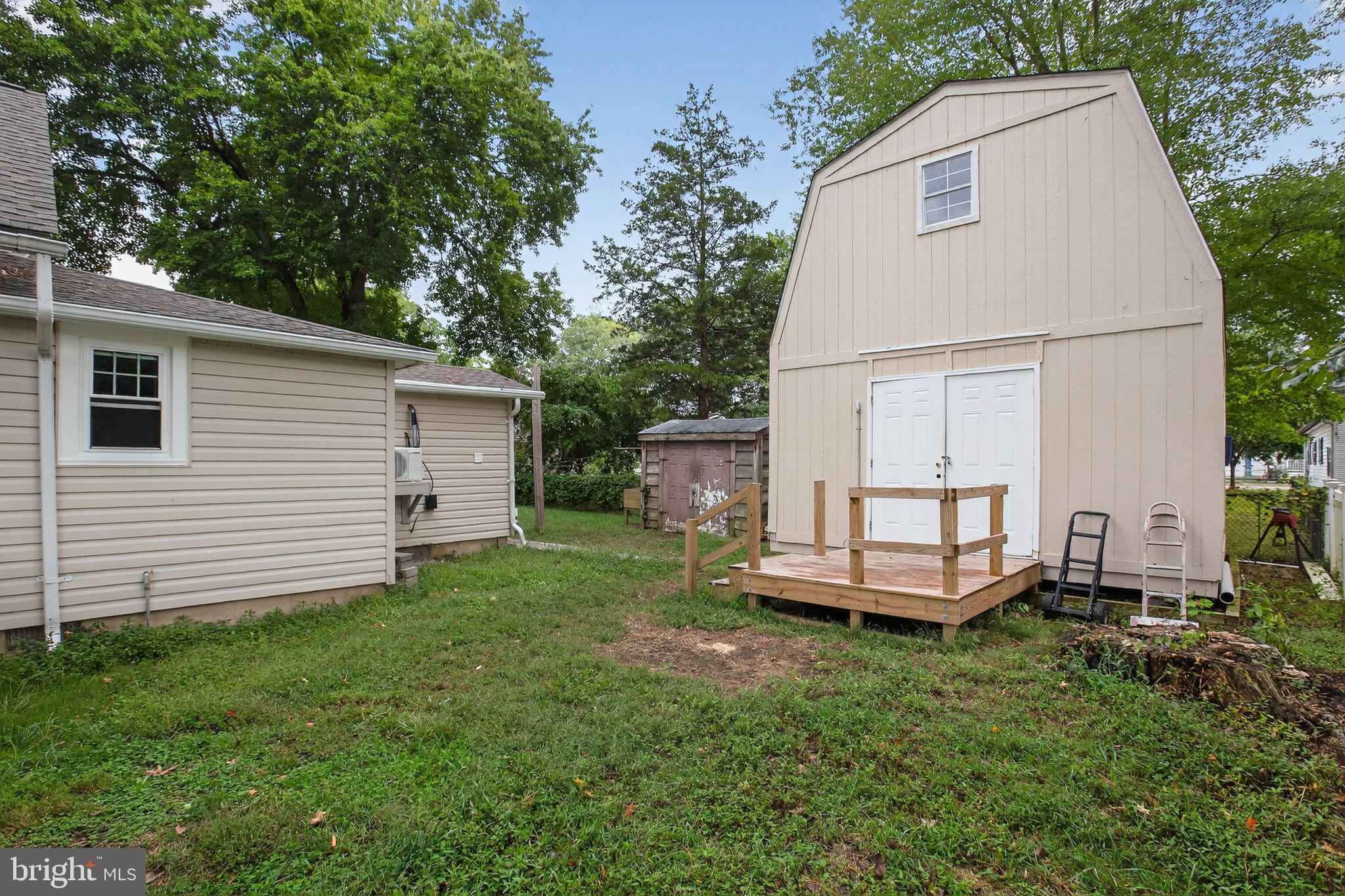 CLASSIC SHORES - Residential