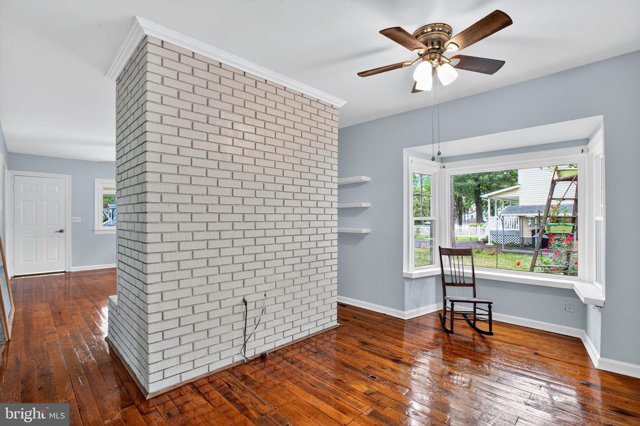 CLASSIC SHORES - Residential