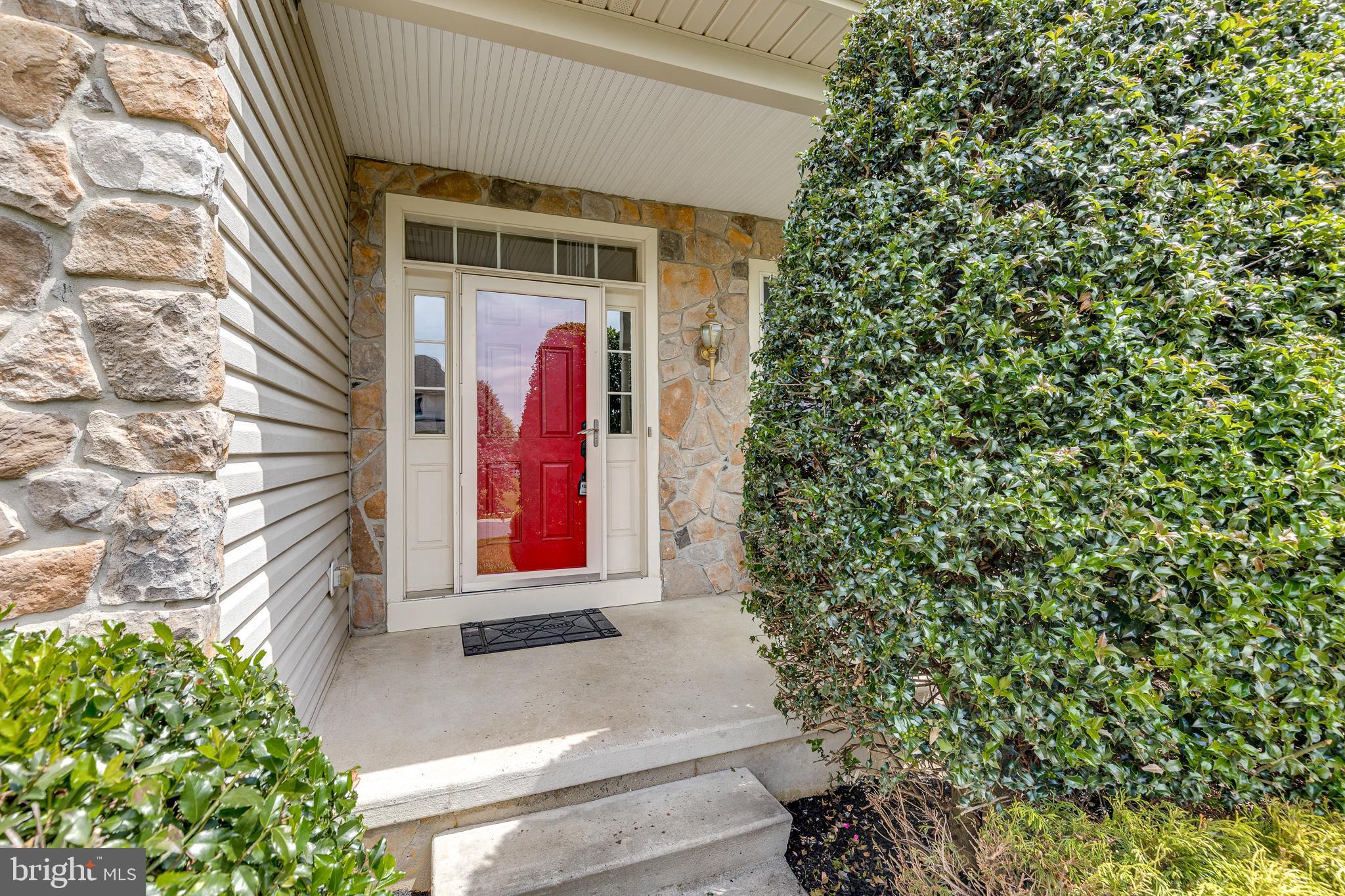 13 STONEYBROOK COURT