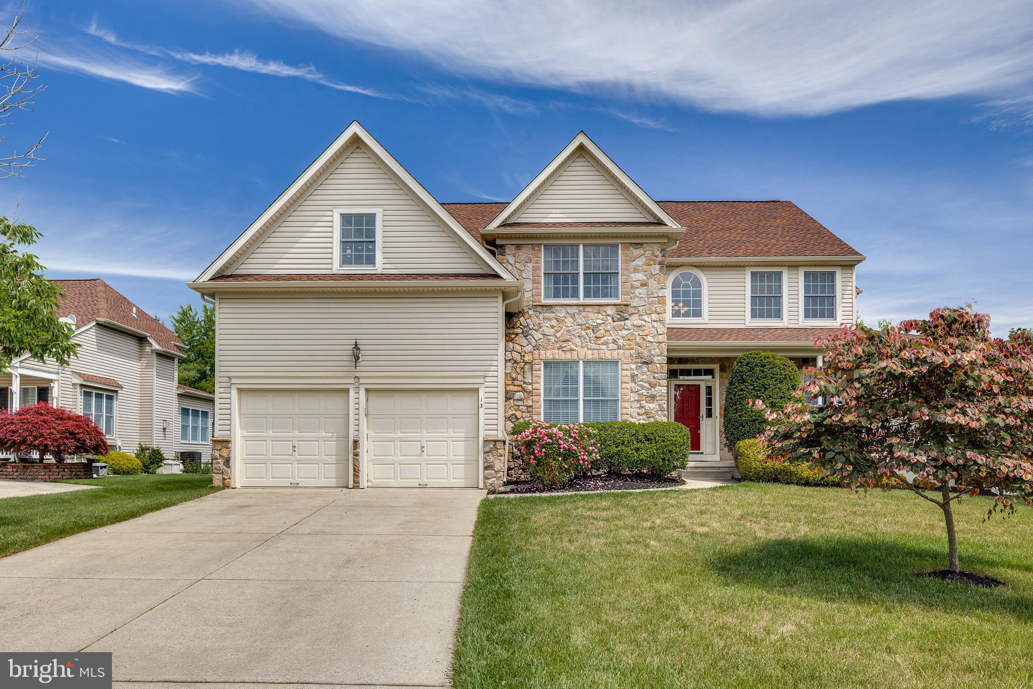13 STONEYBROOK COURT