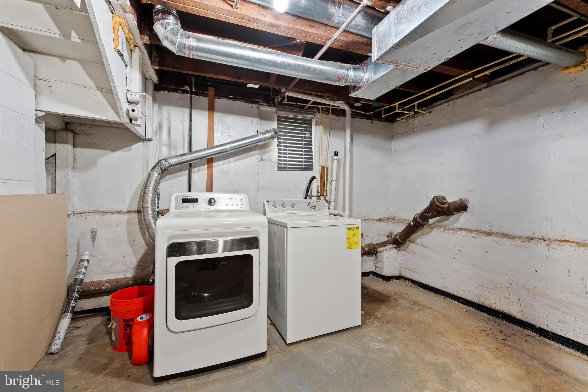 HOWARD PARK - Residential