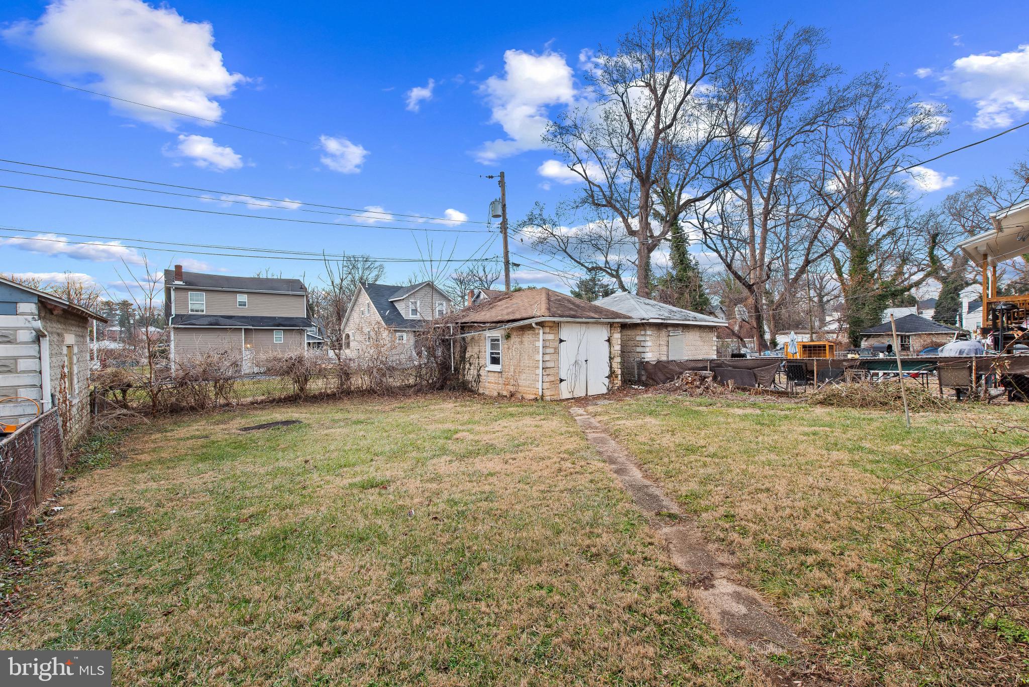 HOWARD PARK - Residential