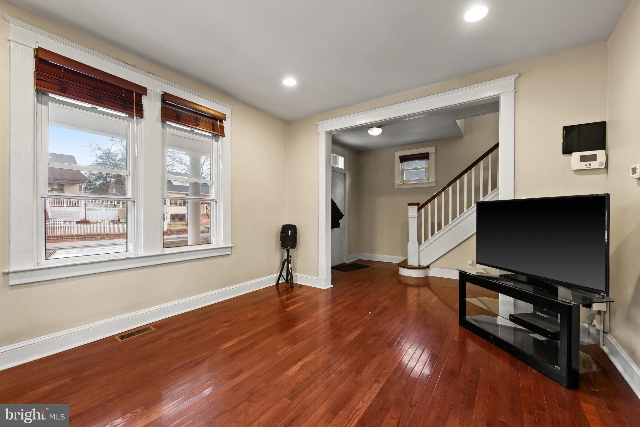 HOWARD PARK - Residential