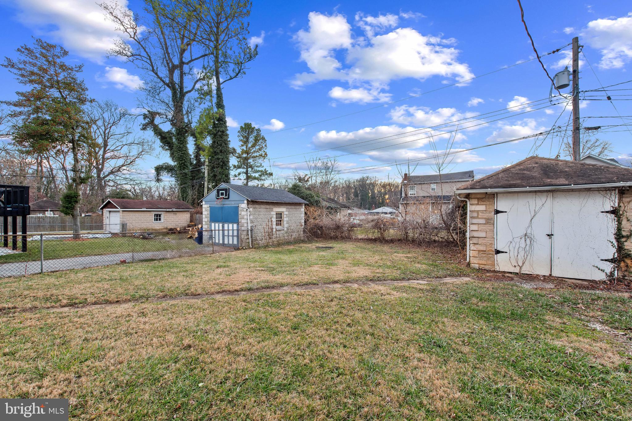 HOWARD PARK - Residential