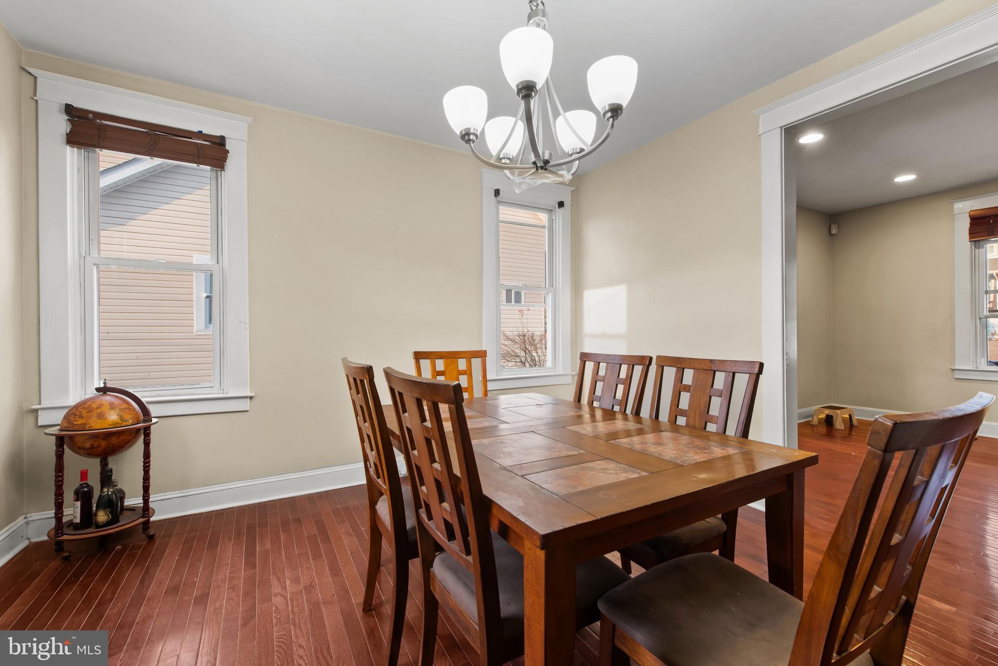 HOWARD PARK - Residential