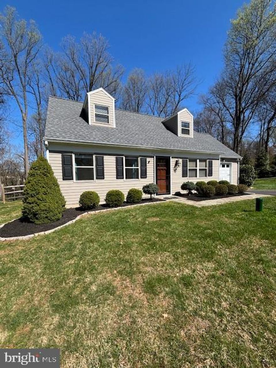 **Charming, updated Cape Cod offering 3 bedrooms and 2 full baths!**
Featuring a convenient first-floor bedroom and an open floor plan with a kitchen breakfast bar and dining area—perfect for everyday living and entertaining. The spacious living room offers plenty of room to relax.
Upstairs, you’ll find two additional generously sized bedrooms and a full bath. Enjoy year-round comfort with efficient HVAC and central air, plus peace of mind with a whole-house generator.
Situated on just over an acre, the partially fenced yard offers beautiful park-like views and plenty of space to enjoy the outdoors. Located on a quiet cul-de-sac street, yet just minutes from shopping and public transportation—this home truly has it all!