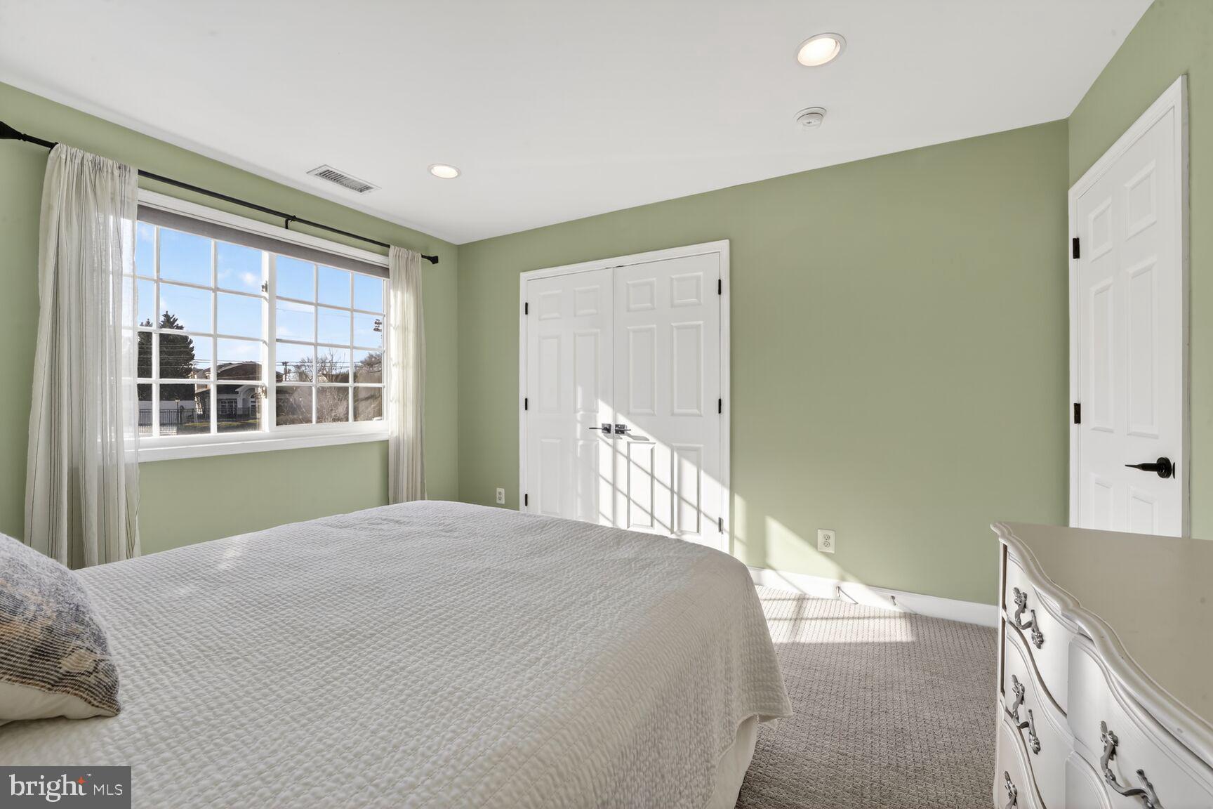 PARKSIDE AT ALEXANDRIA - Residential