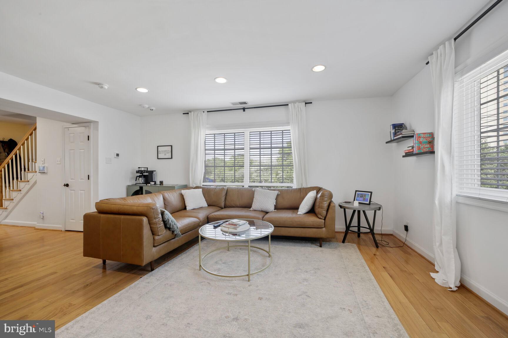 PARKSIDE AT ALEXANDRIA - Residential