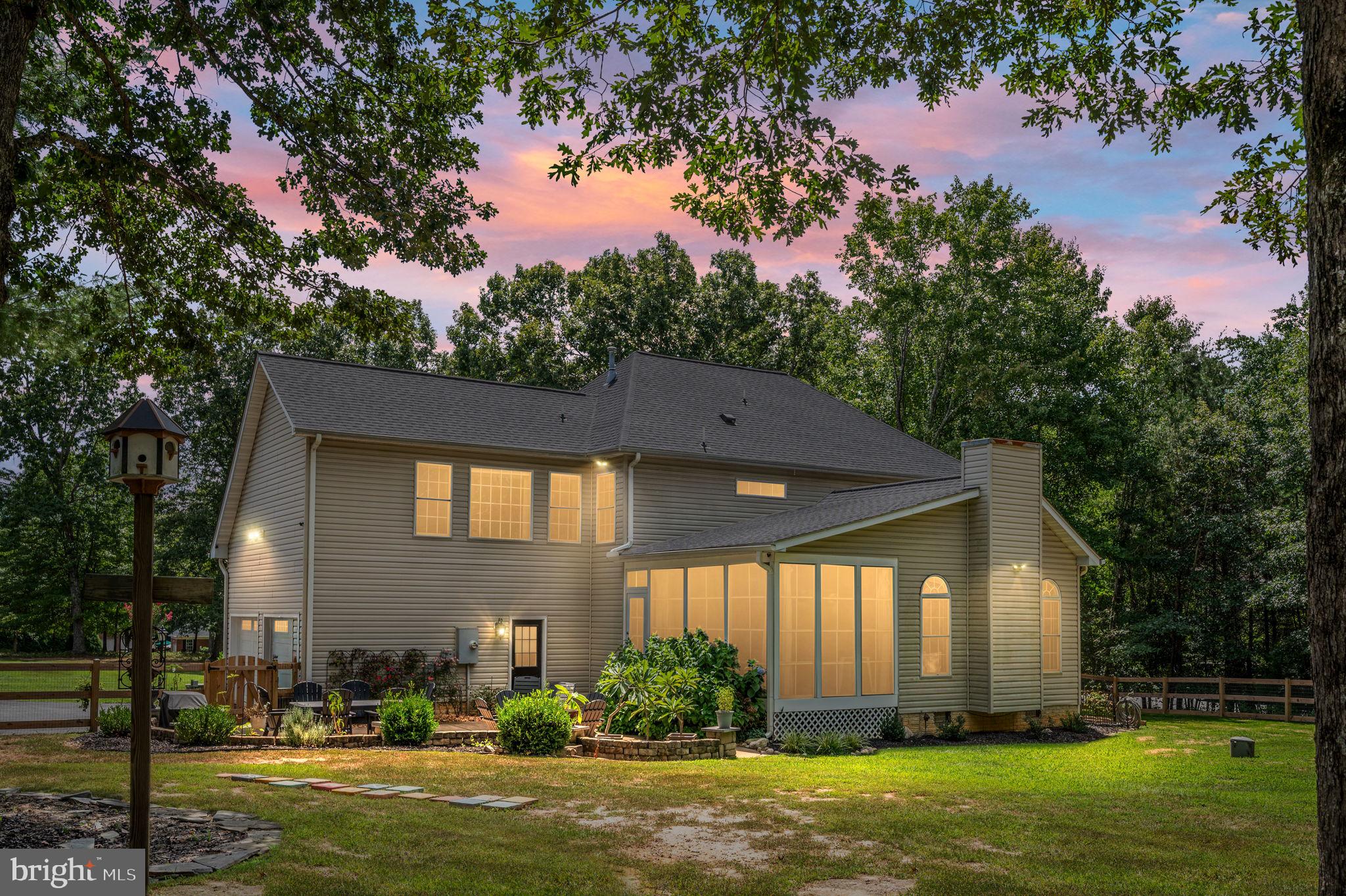 8903 BOULEVARD OF THE GENERALS