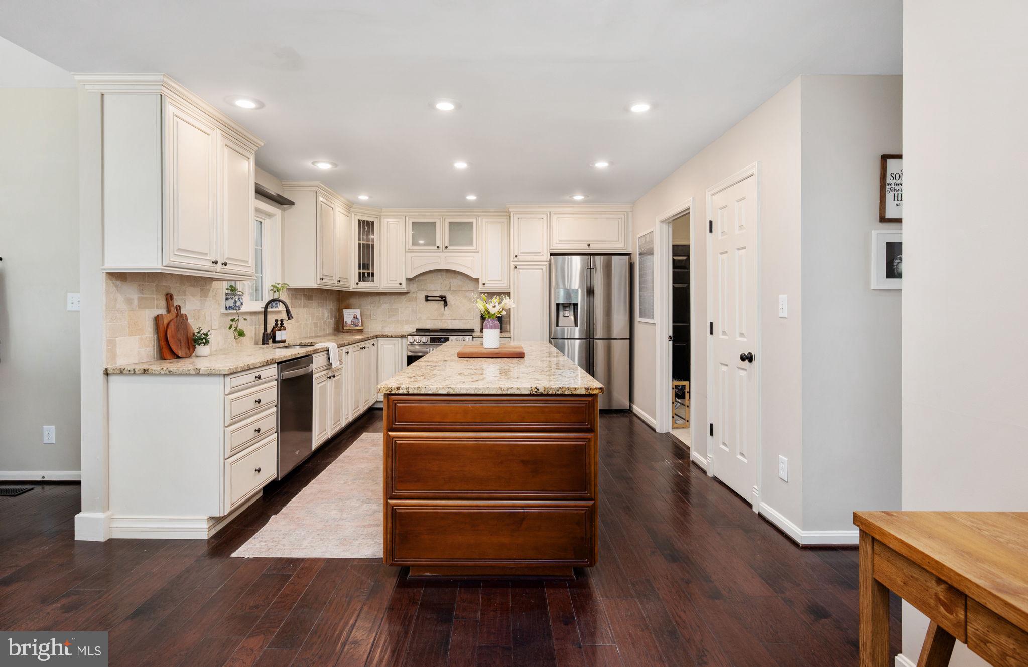 ESTATES OF LEE-JACKSON - Residential