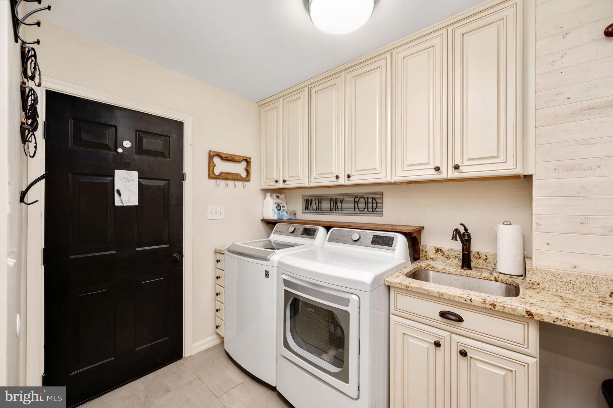 ESTATES OF LEE-JACKSON - Residential