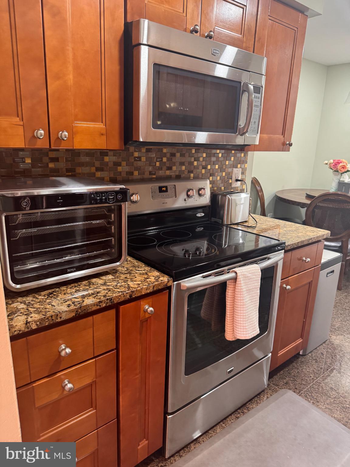 LONGMEAD - Residential Lease