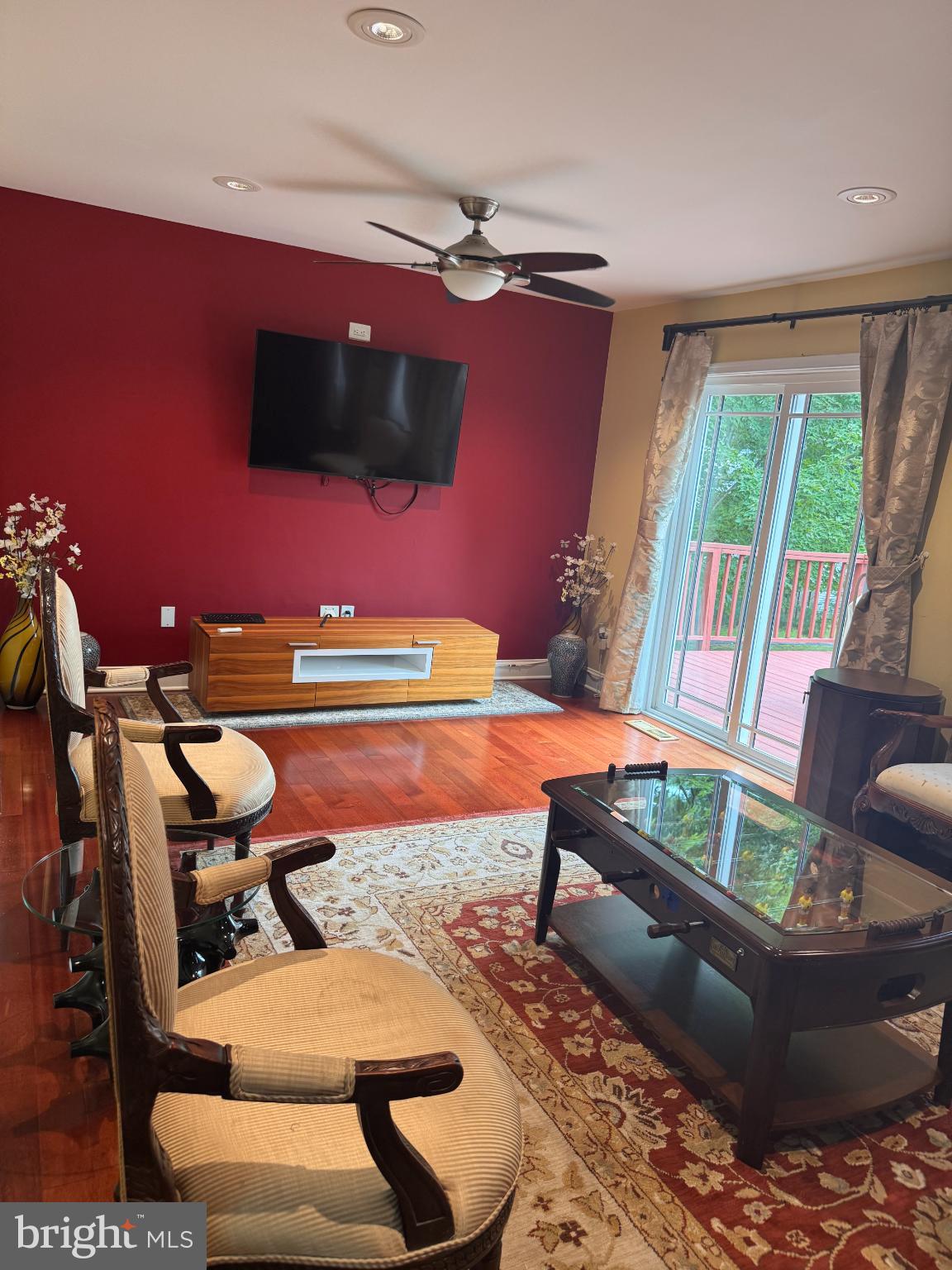 LONGMEAD - Residential Lease