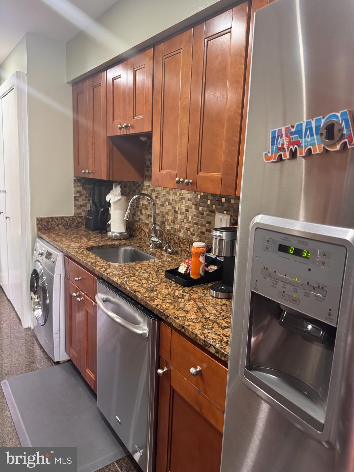 LONGMEAD - Residential Lease