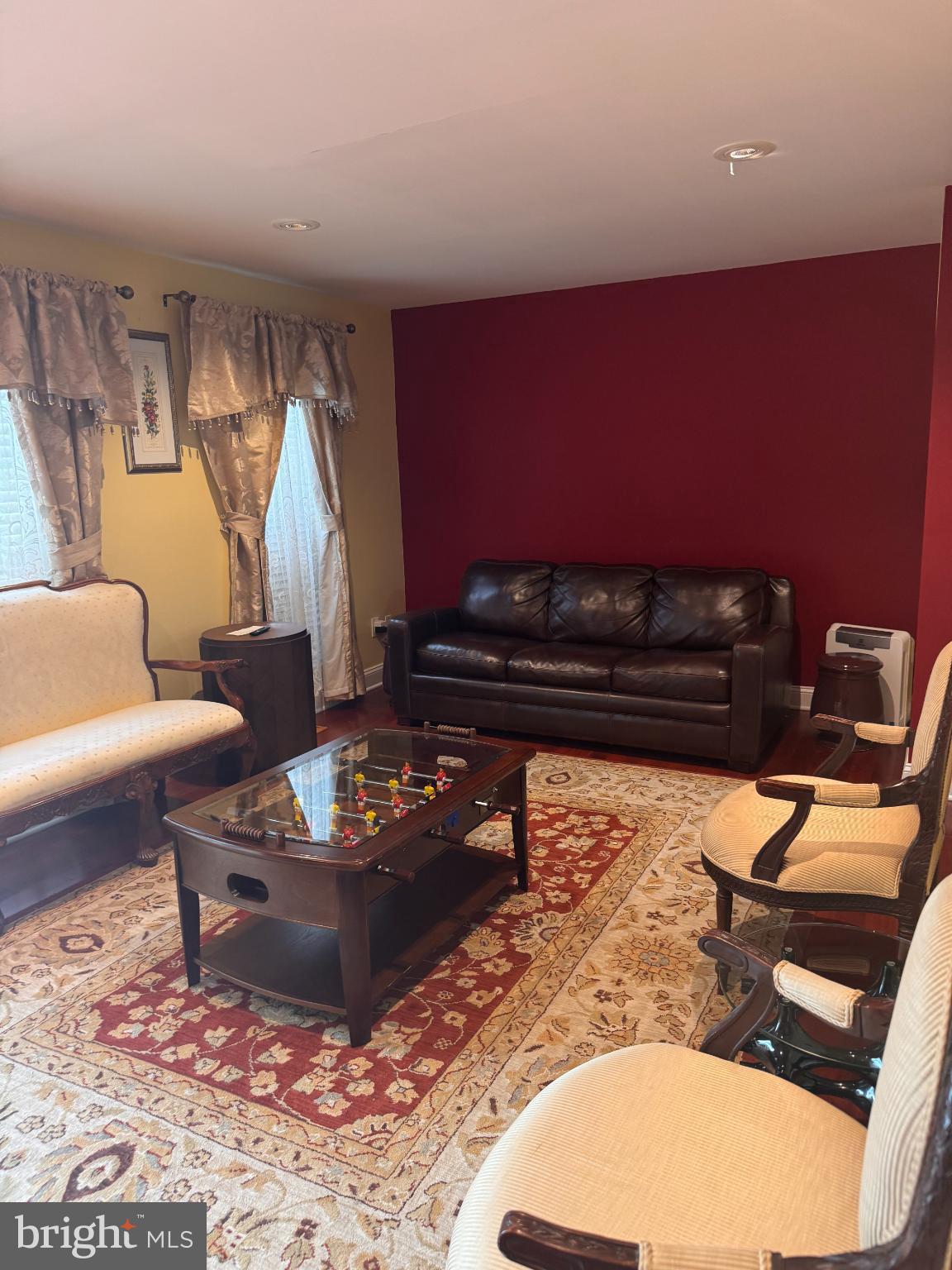 LONGMEAD - Residential Lease