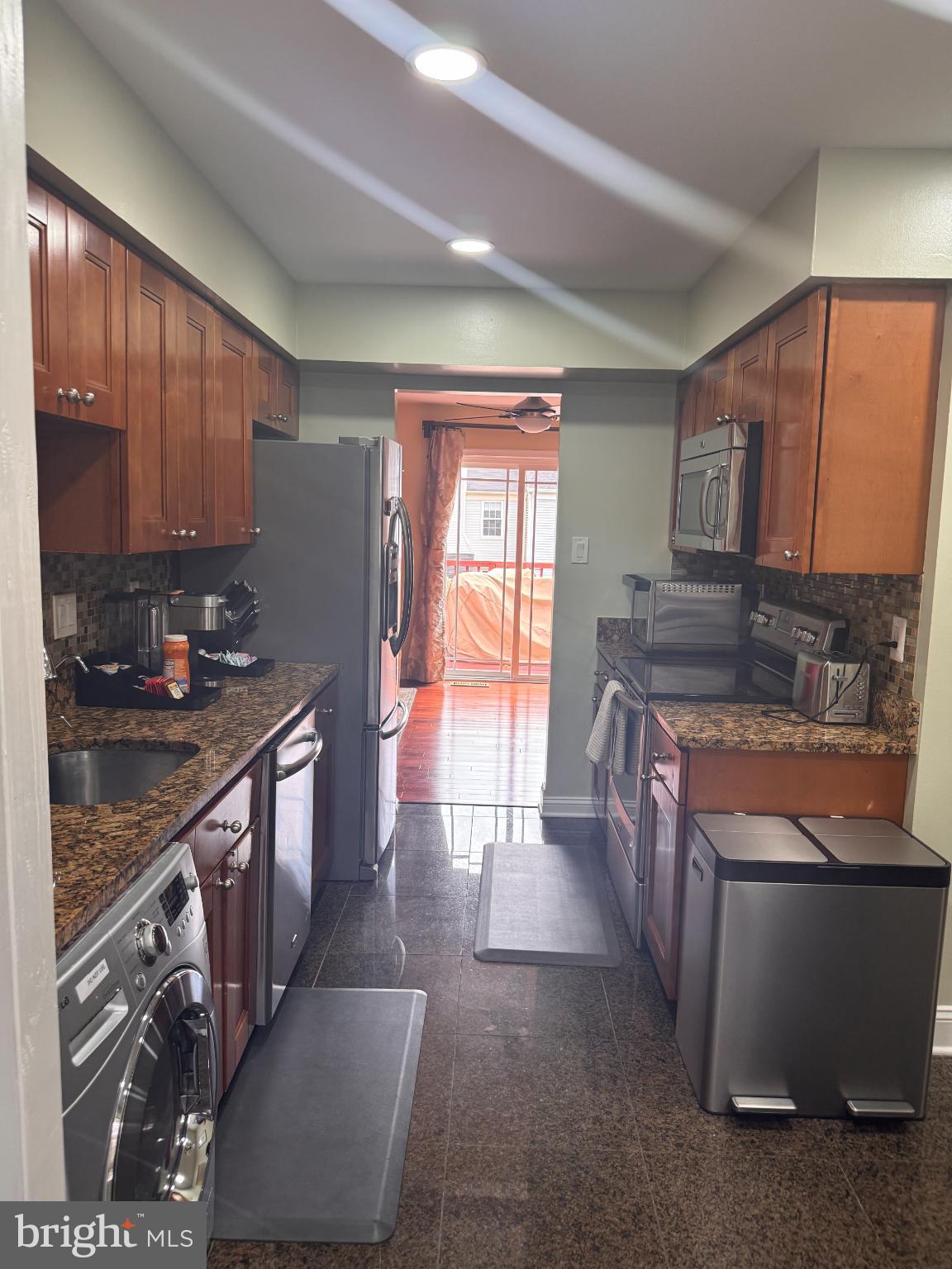 LONGMEAD - Residential Lease