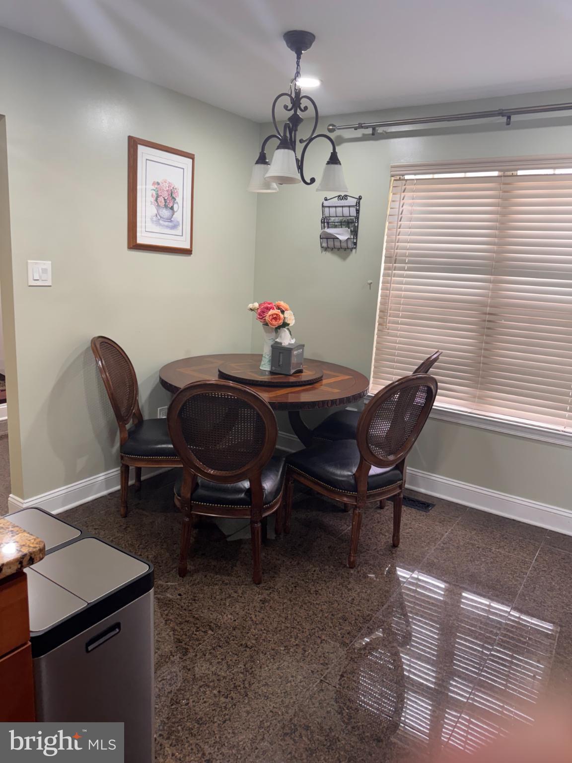 LONGMEAD - Residential Lease