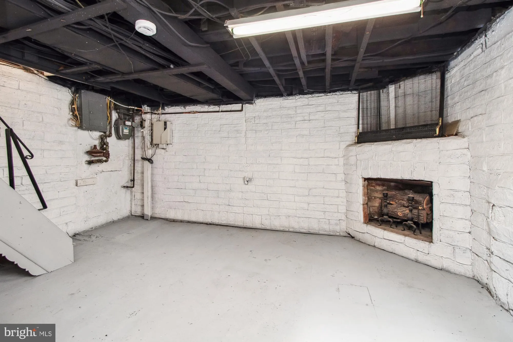 Dundalk, Maryland 21222, United States, 3 Bedrooms Bedrooms, ,4 BathroomsBathrooms,Residential,Pending,22870