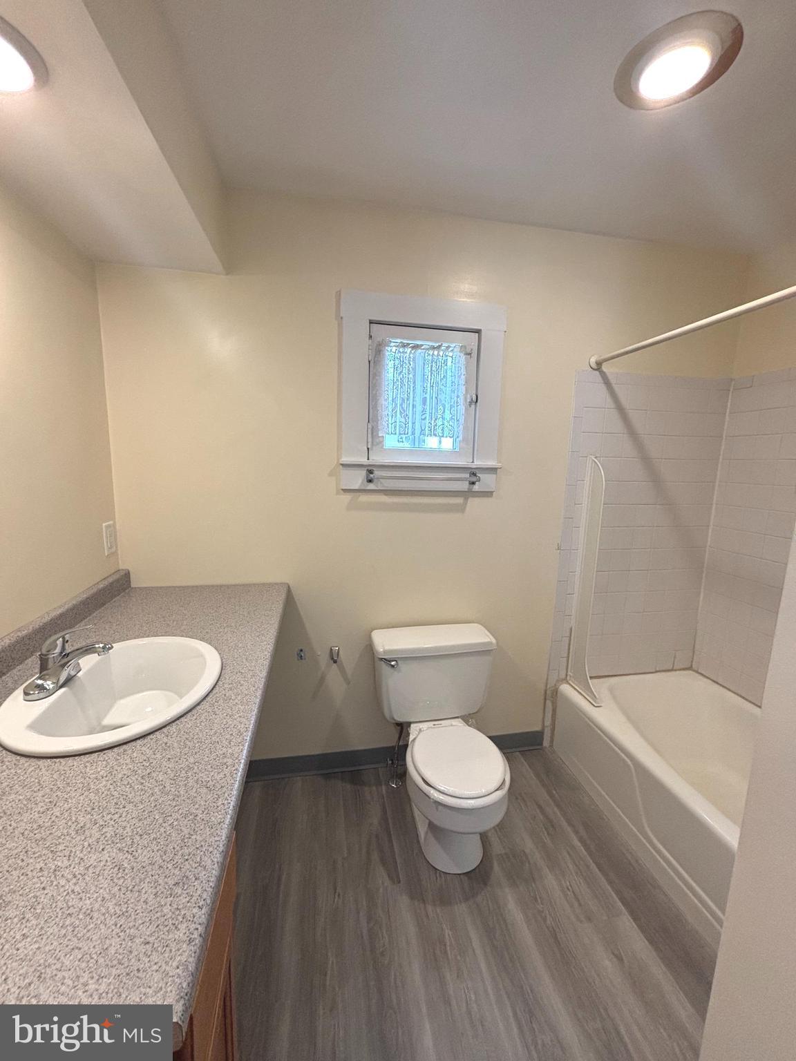 4301 KOLB AVENUE 1ST FLOOR