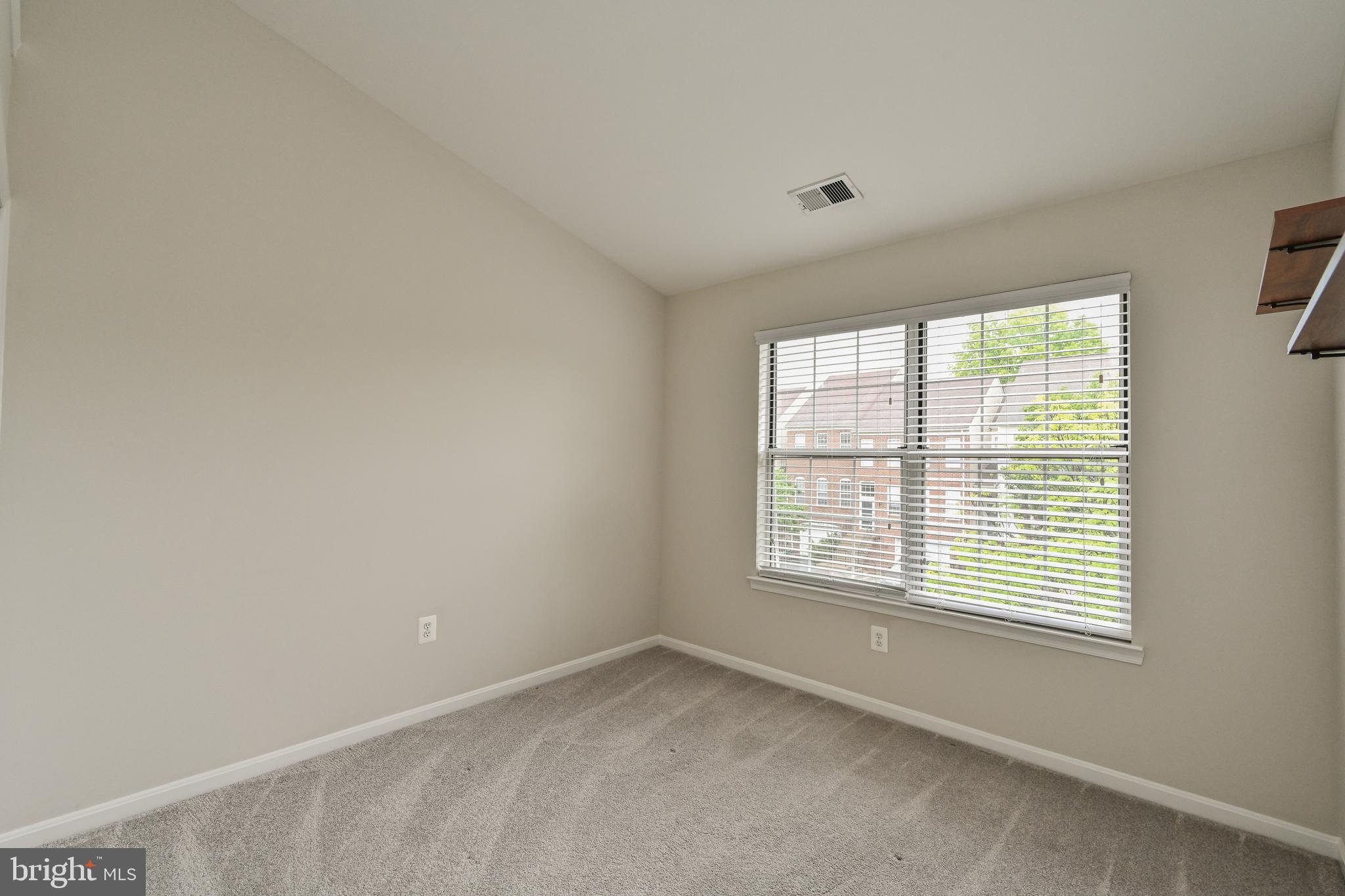 SULLY STATION - Residential