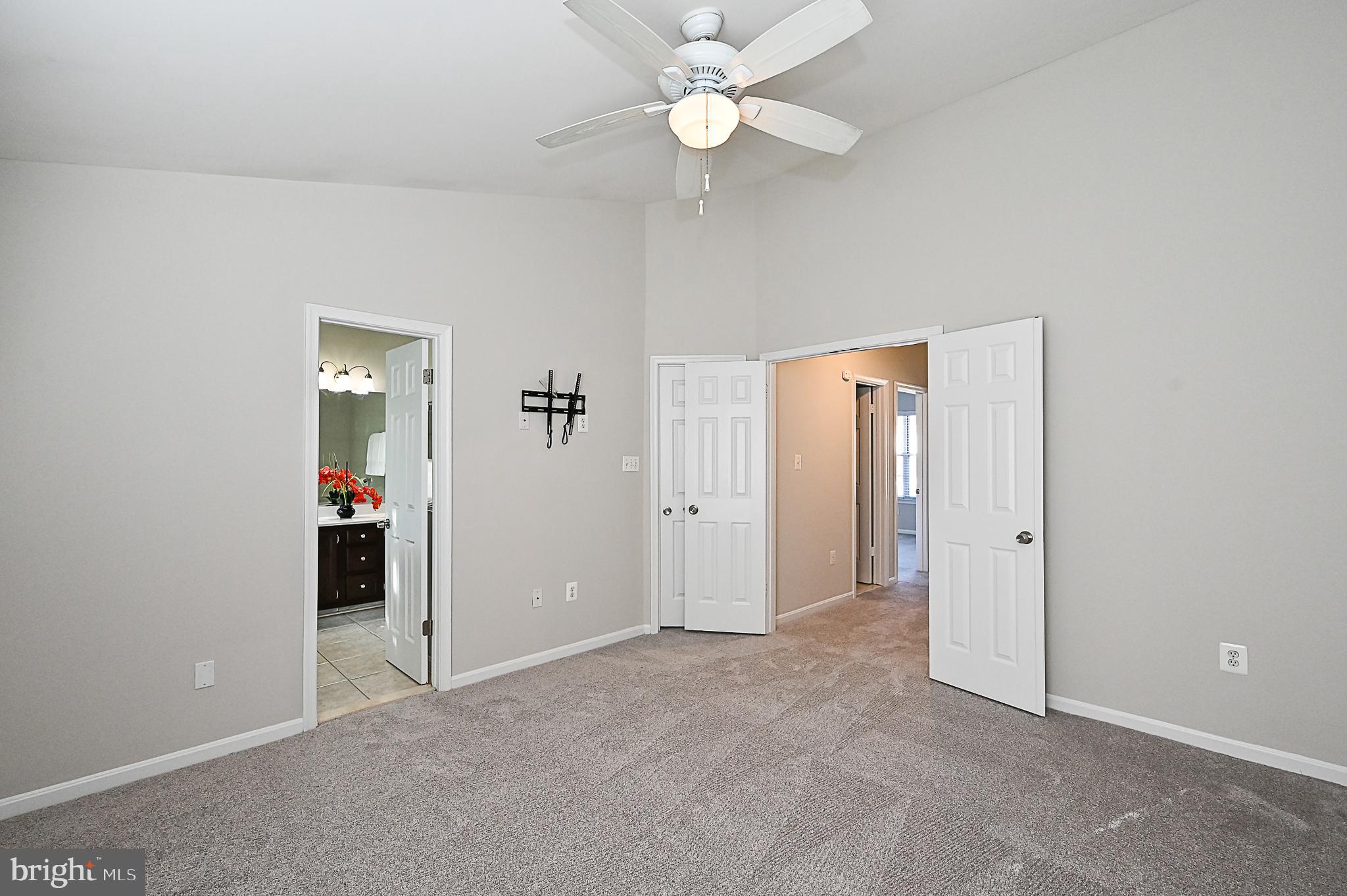 SULLY STATION - Residential