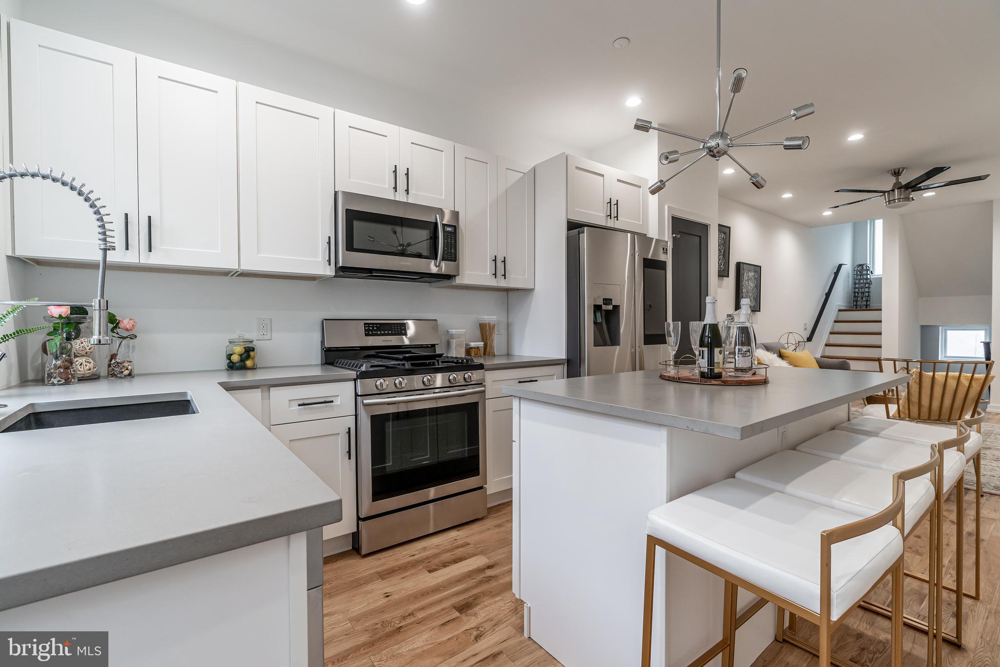 OLDE KENSINGTON - Residential