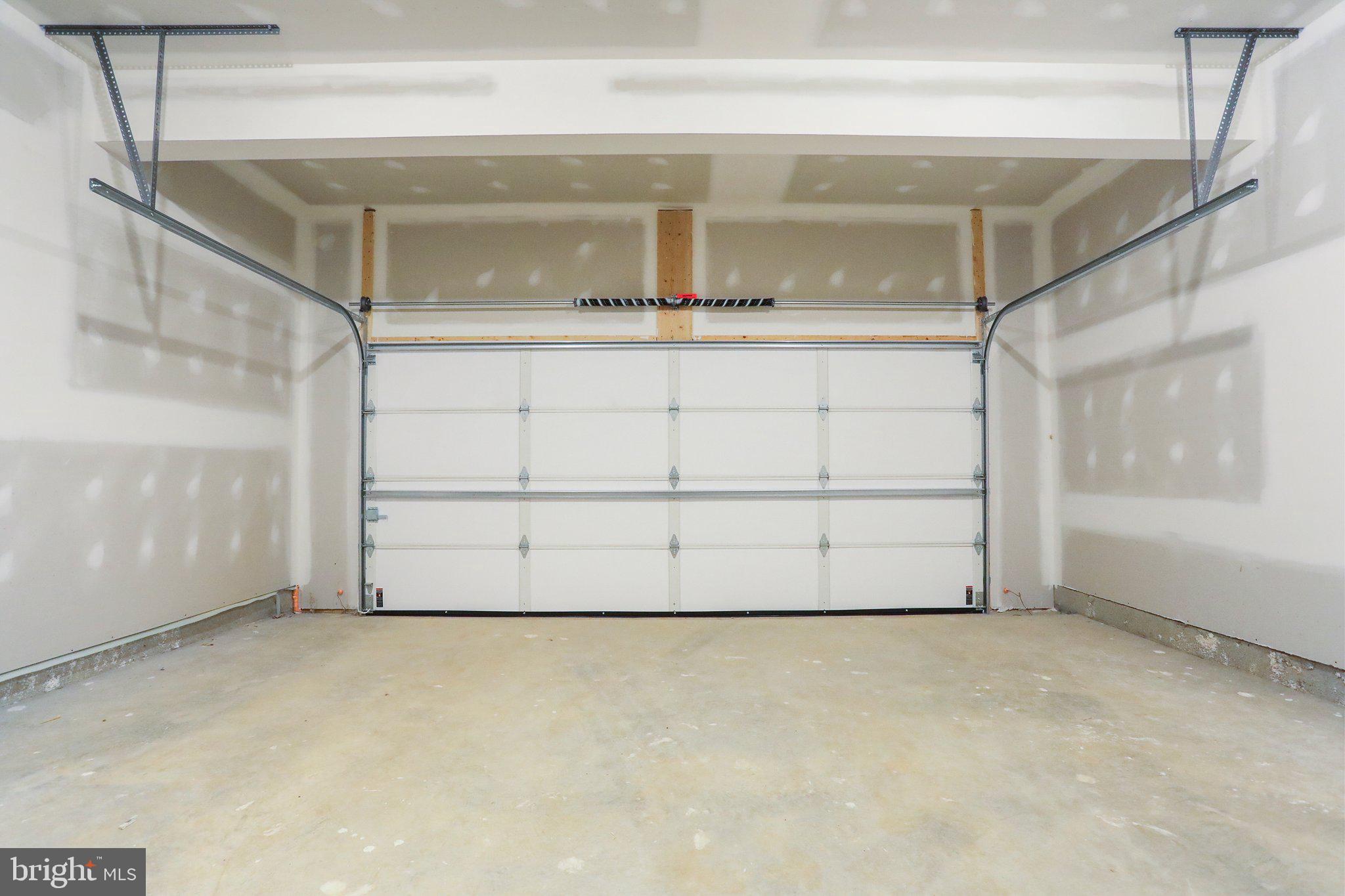 MILTON'S LANDING - Residential