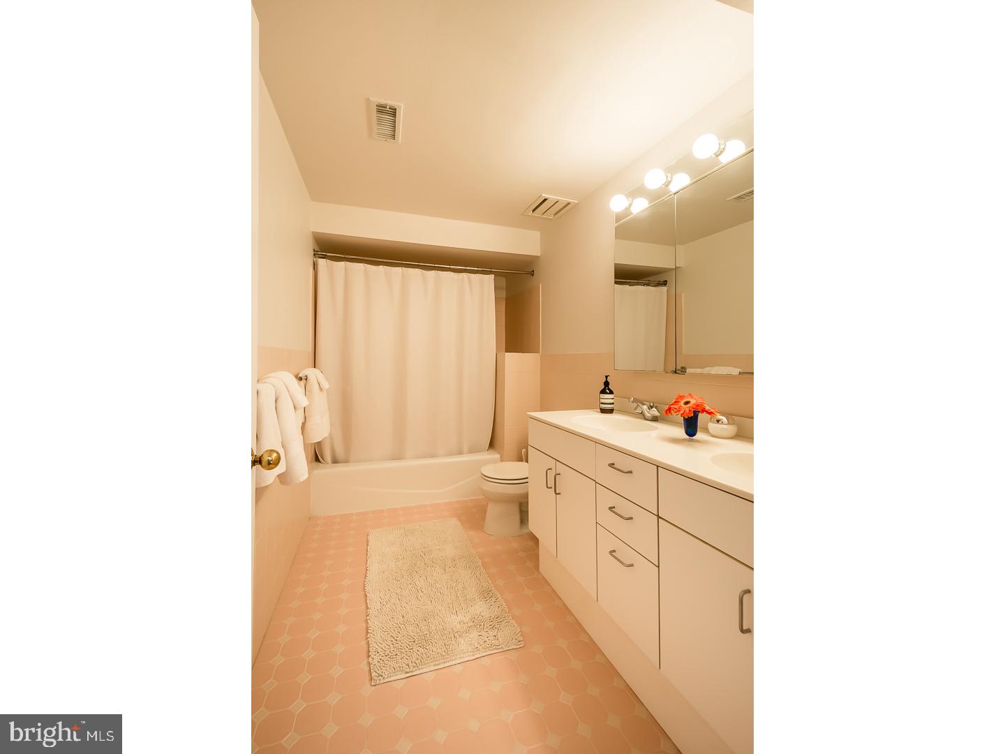 FITLER SQUARE - Residential