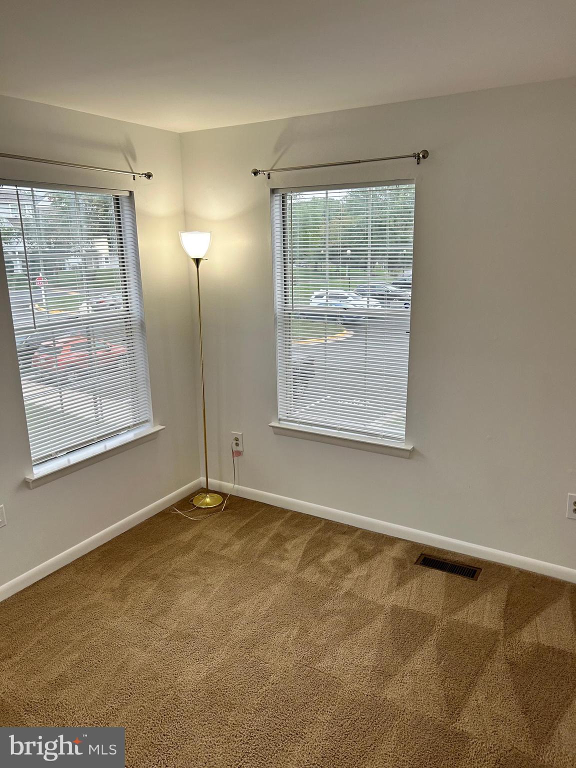 DEVON HILLS CONDO - Residential Lease