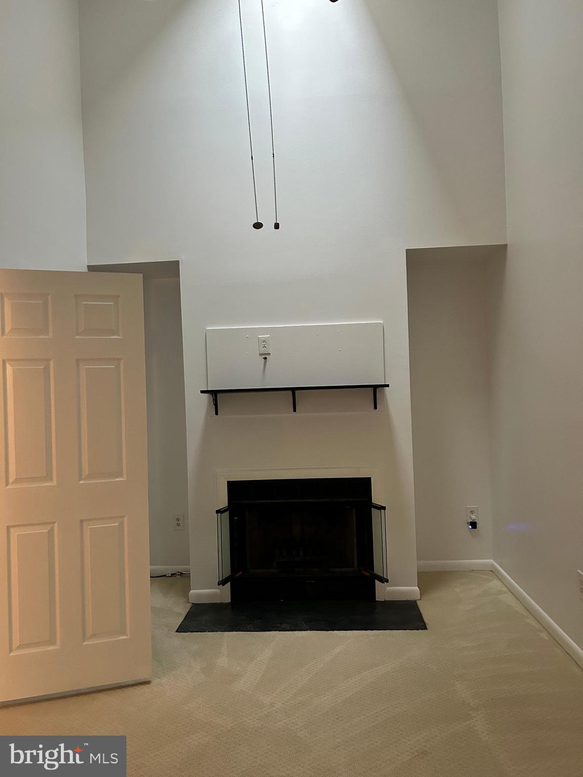 DEVON HILLS CONDO - Residential Lease