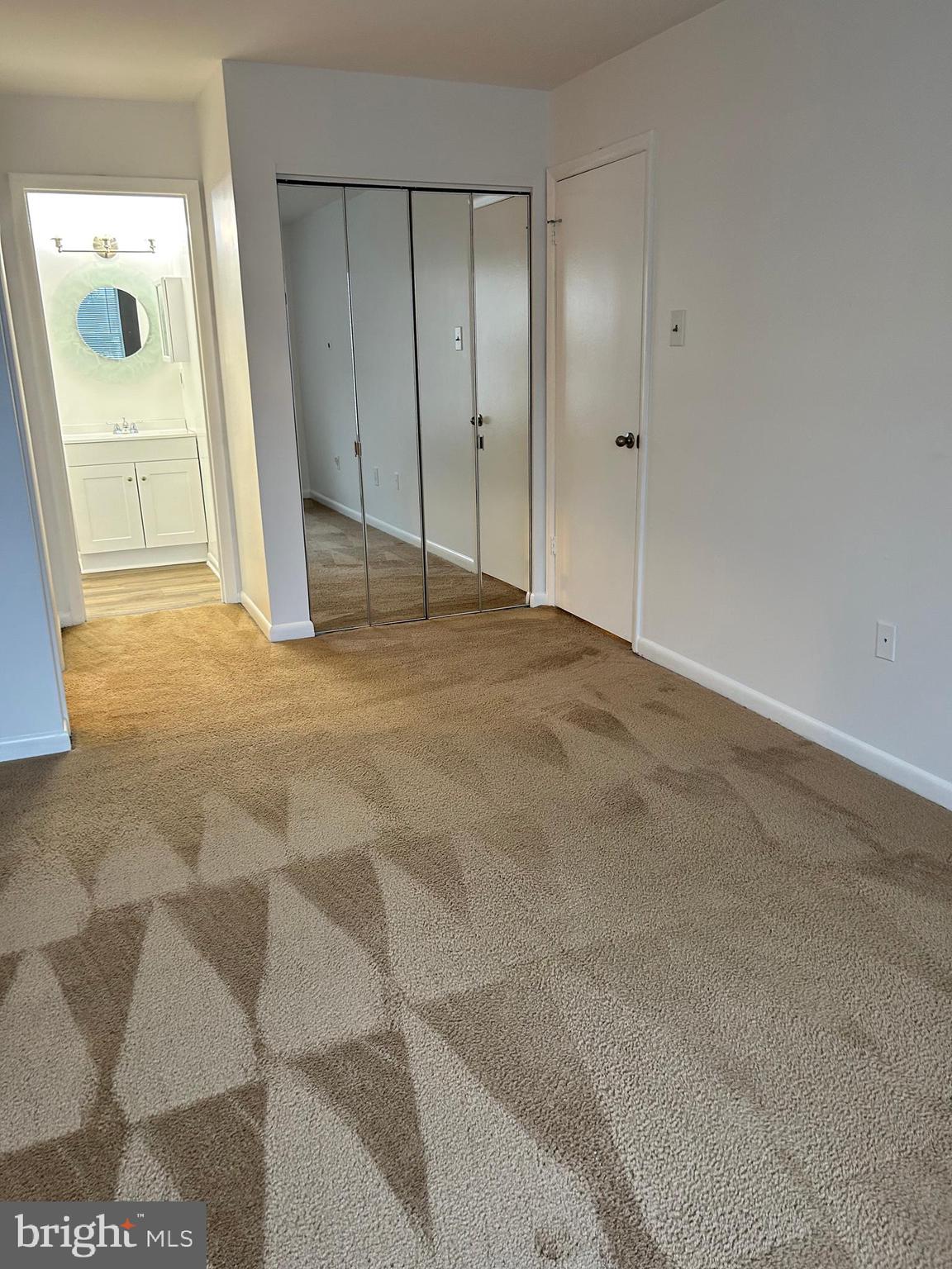 DEVON HILLS CONDO - Residential Lease